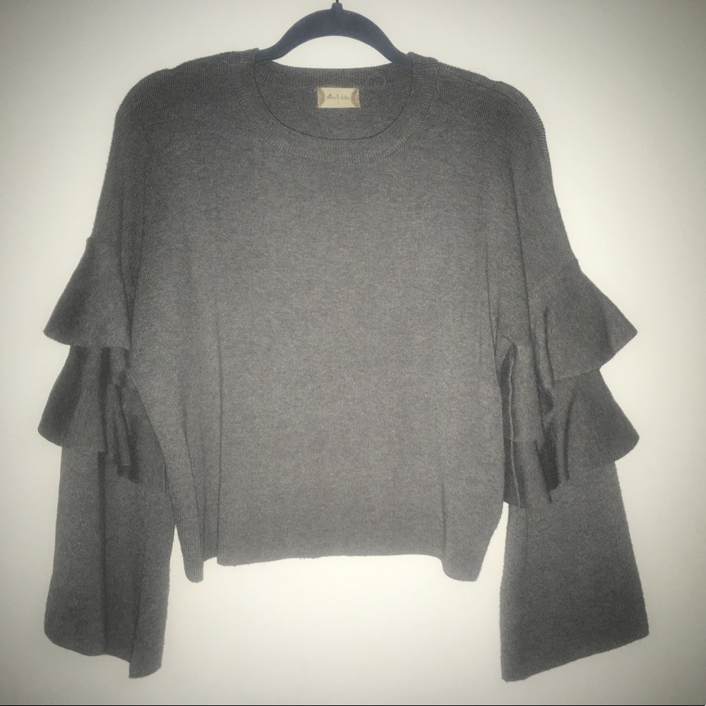 ⭐️Crop Belle Sweater⭐️